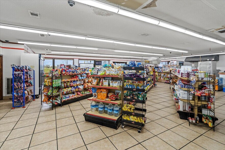 More Photos Of 1674 Wisacky Hwy, Bishopville Truck Stop For Sale