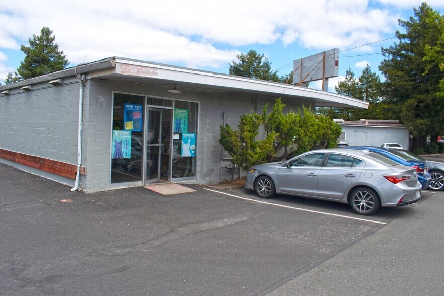 More Photos Of , Cotati General Retail For Sale