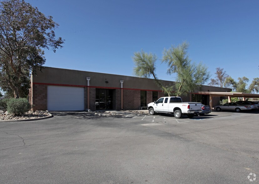 More Photos Of 10940 N Stallard Pl, Oro Valley Light Distribution For Lease