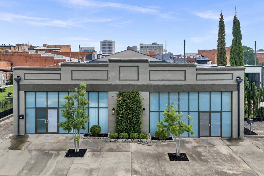 More Photos Of 519 Plum St, Macon-Bibb General Retail For Sale