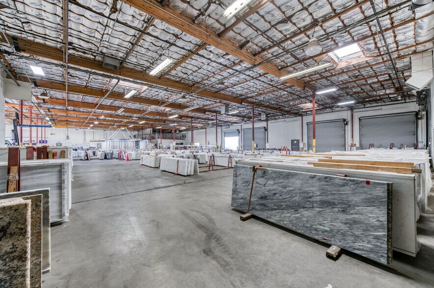 More Photos Of 5333 N Cornelia Ave, Fresno Warehouse For Sale
