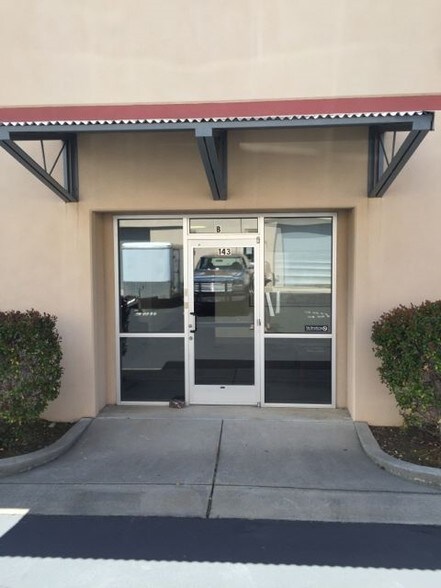 More Photos Of 143 Spring Hill Dr, Grass Valley Office For Lease