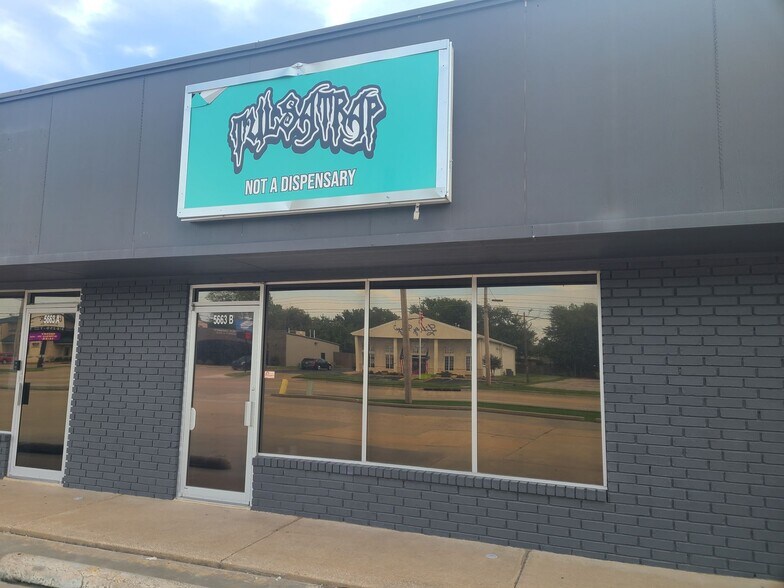 More Photos Of 5515 S Mingo Rd, Tulsa Unknown For Lease