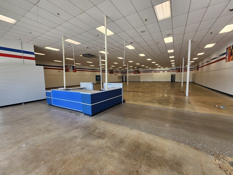 More Photos Of 1301-1349 W Floyd Baker Blvd, Gaffney Unknown For Lease