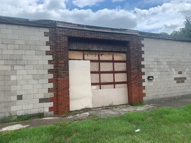 More Photos Of 4726 Calumet Ave, Hammond Storefront For Sale