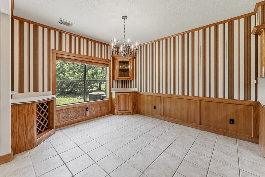 More Photos Of 1726 I-45 North, Huntsville Land For Sale
