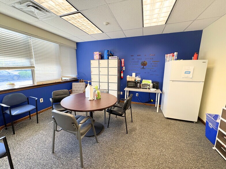 More Photos Of 1 Allison Dr, Cherry Hill Light Distribution For Lease