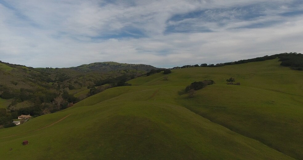 More Photos Of 1002 Metcalf Rd, San Jose Land For Lease