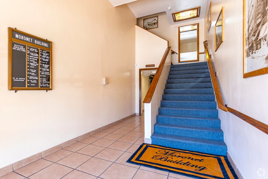 More Photos Of 1522 18th St, Bakersfield Storefront Retail Office For Lease