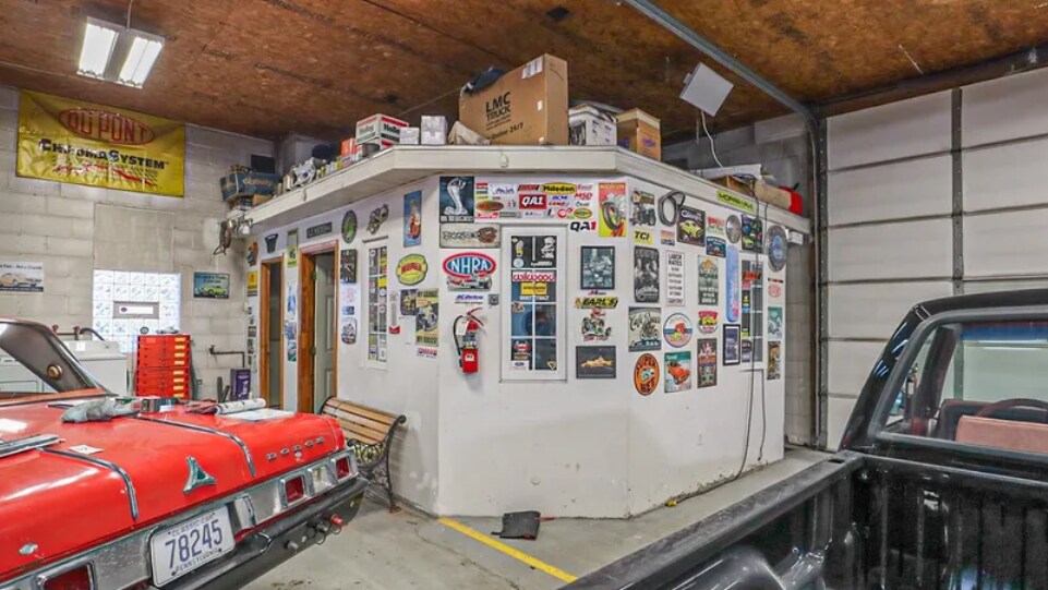More Photos Of 100 Sheehan Ln, Fairchance Auto Repair For Sale