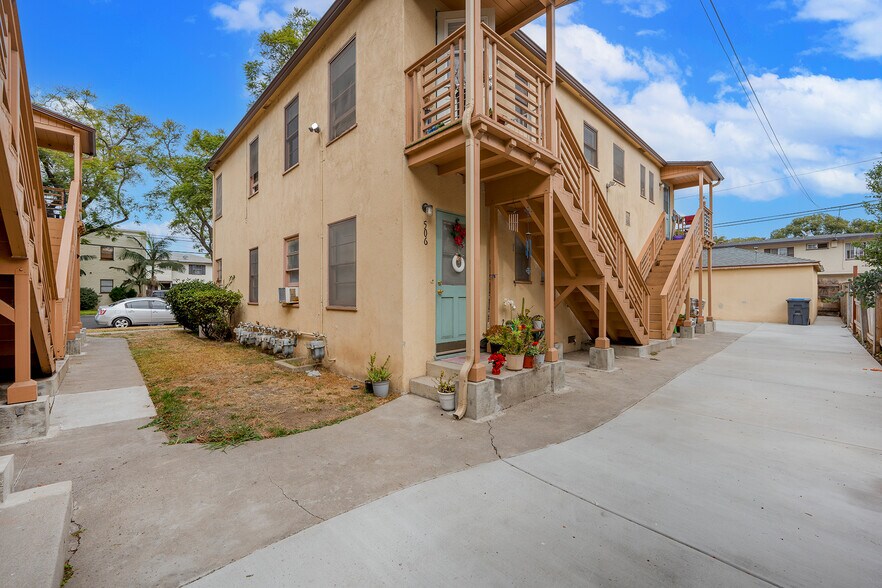 More Photos Of 833 N Lacy St, Santa Ana Apartments For Sale