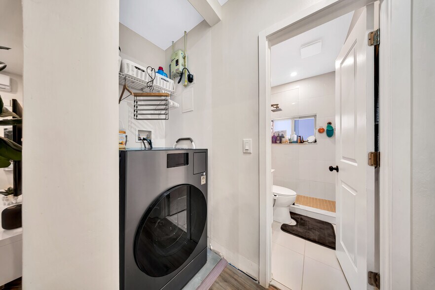 More Photos Of 7411 Carlyle Ave, Miami Beach Apartments For Sale