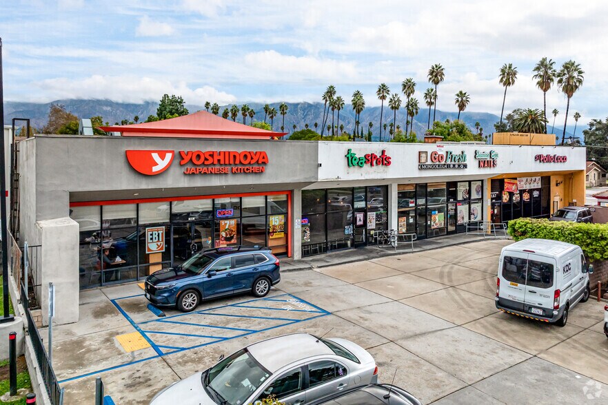 Primary Photo Of 1431-1449 Colorado Blvd, Pasadena Restaurant For Lease