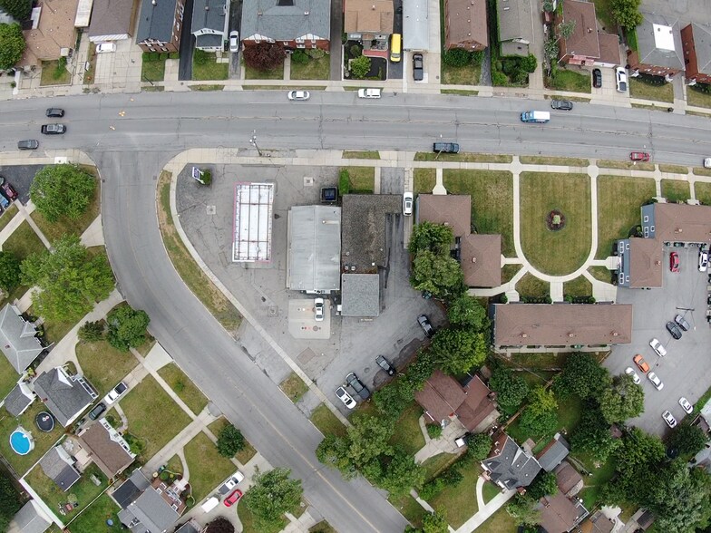 More Photos Of 660 Englewood Ave, Buffalo Service Station For Sale