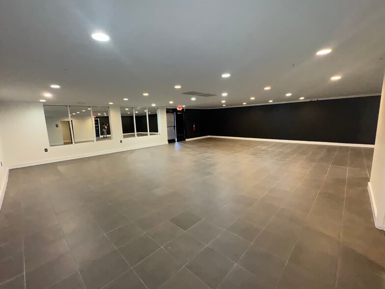 More Photos Of 8841 Bright Star Rd, Douglasville Storefront Retail Office For Sale