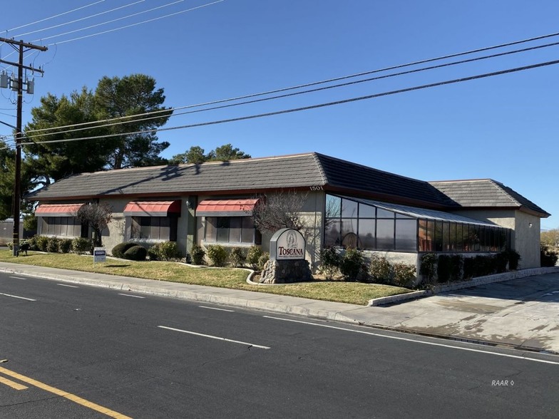 Primary Photo Of 1501 N Norma St, Ridgecrest Restaurant For Lease