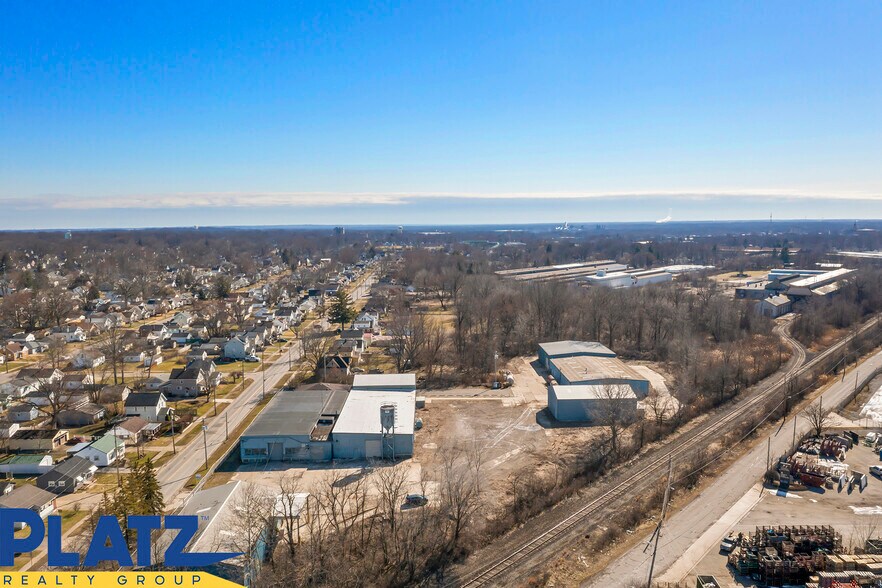 Primary Photo Of 1929 Larchmont Ave NE, Warren Warehouse For Sale