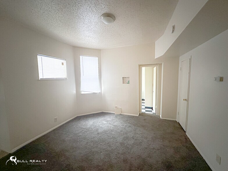 More Photos Of 620 Parkway Dr NE, Atlanta Apartments For Sale