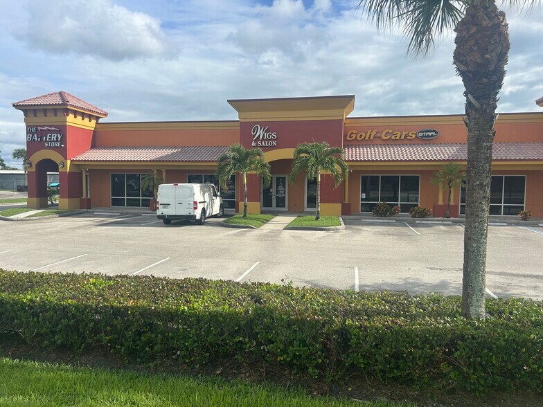 More Photos Of 17051 Jean St, Fort Myers Unknown For Lease