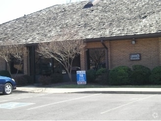 More Photos Of 403 Chatham Sq, Fredericksburg Office For Sale