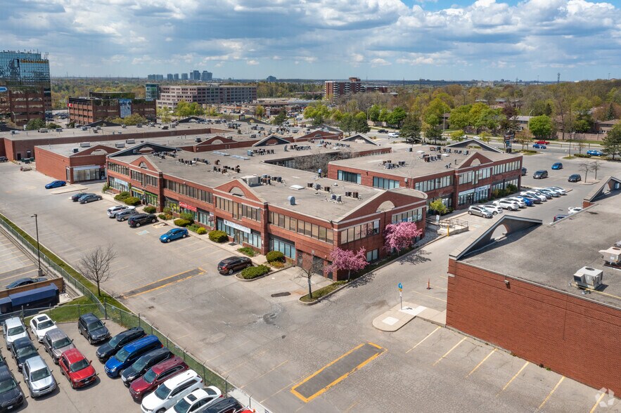 More Photos Of 1100 Burnhamthorpe Rd W, Mississauga General Retail For Lease