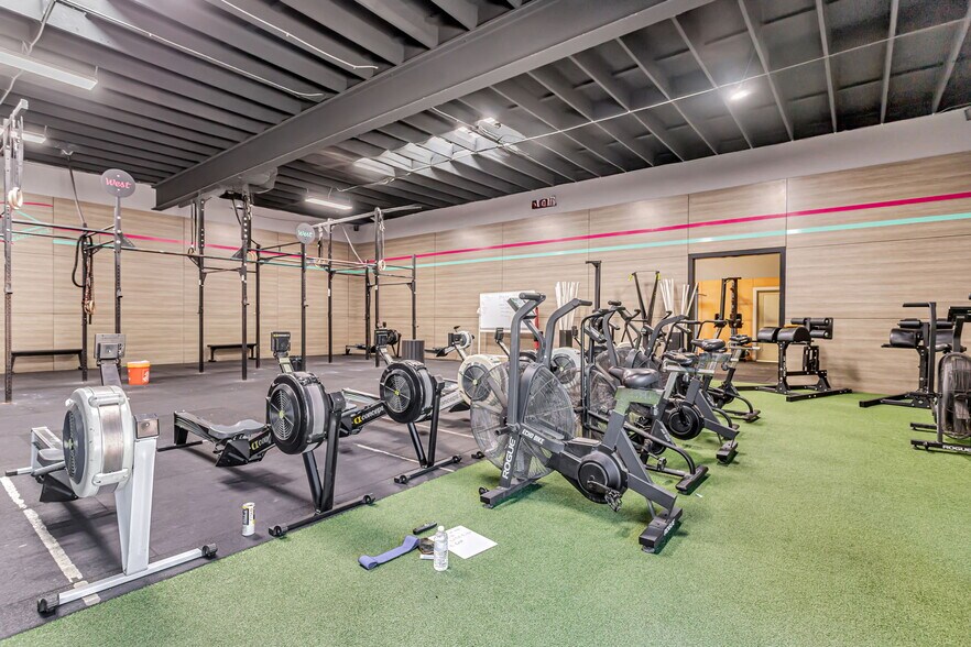 More Photos Of 3065 Carriker Ln, Soquel Warehouse For Sale