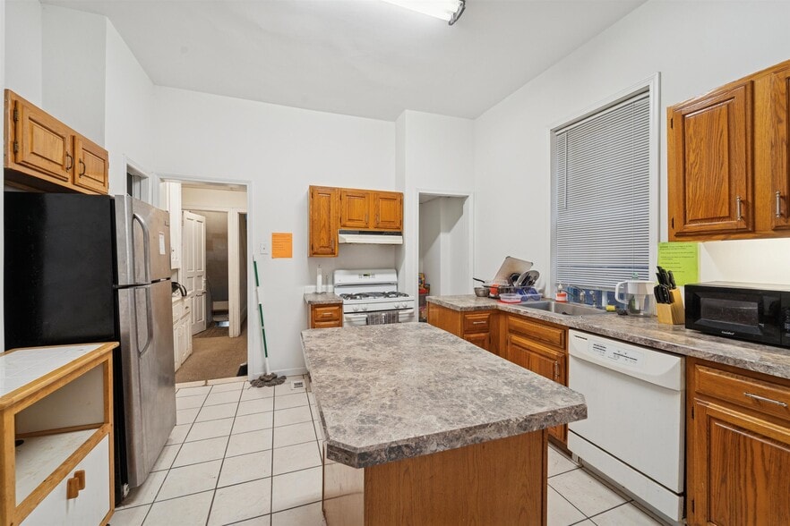 More Photos Of , Philadelphia Multifamily For Sale
