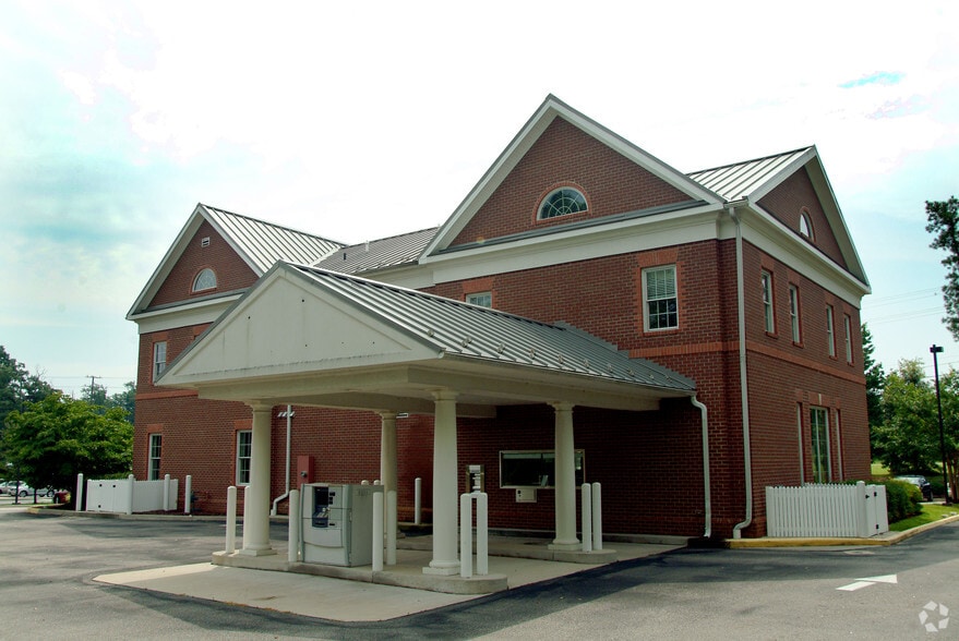 More Photos Of 13804 Hull Street Rd, Midlothian Bank For Sale