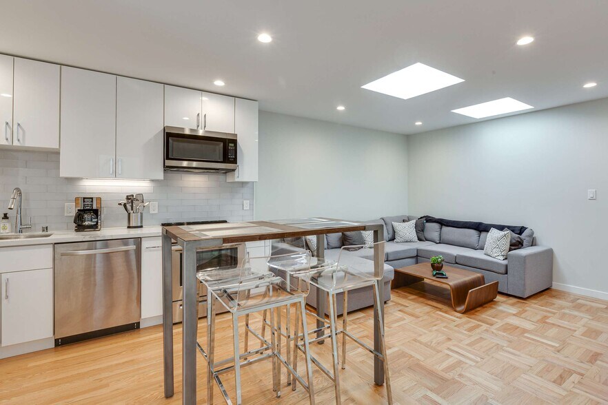 More Photos Of 1454 S Van Ness Ave, San Francisco Apartments For Sale