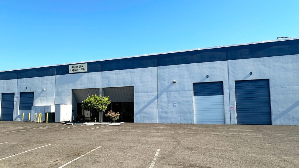 More Photos Of 1480-1498 Kleppe Ln, Sparks Warehouse For Lease