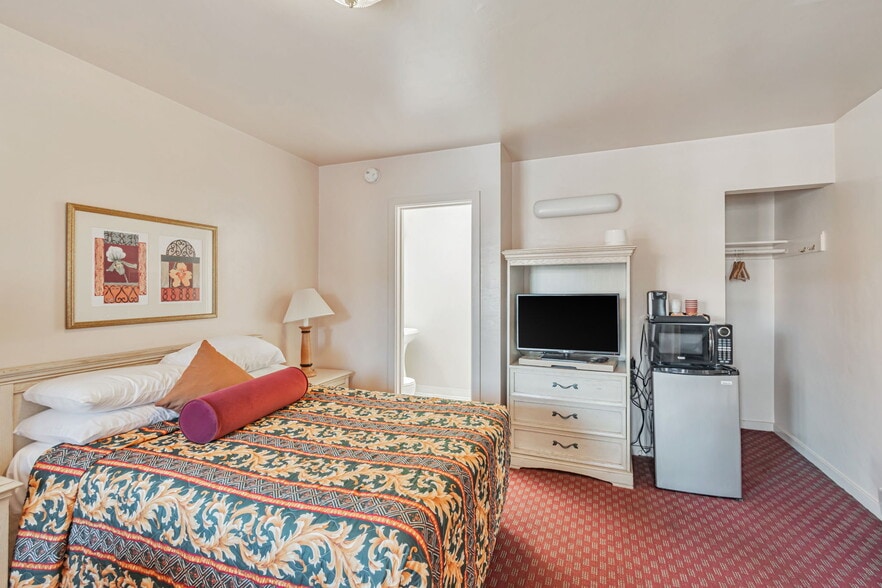 More Photos Of 7525 Mission St, Daly City Hotel For Sale