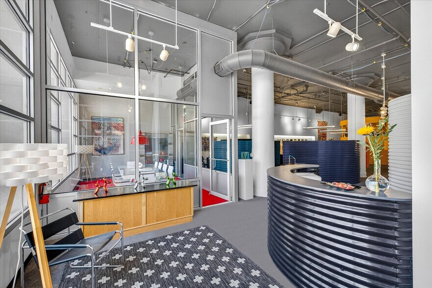 More Photos Of 155 E Wilson St, Madison Office For Sale