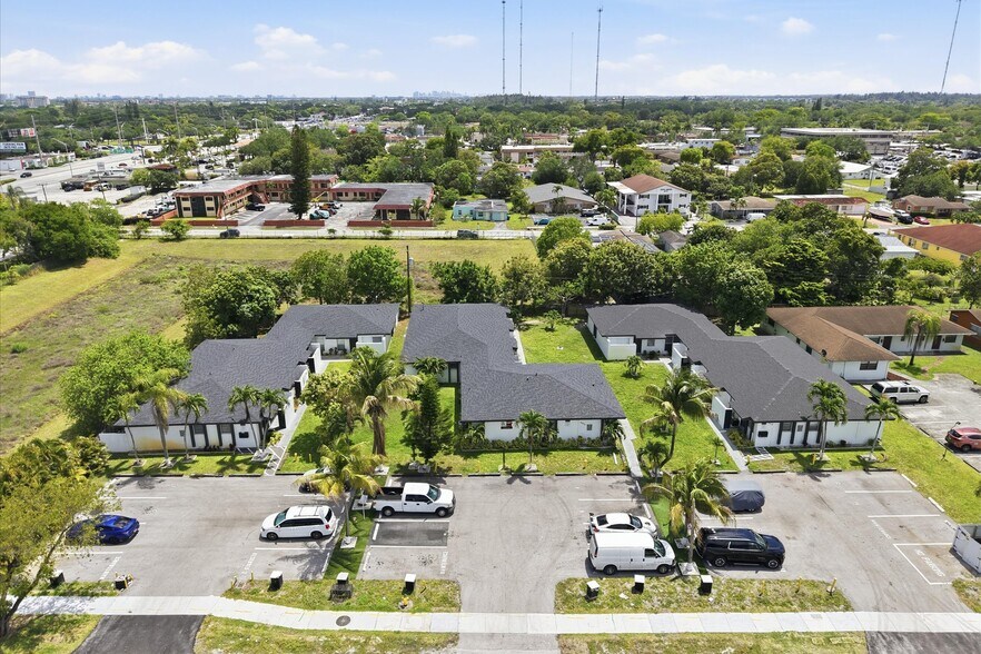 More Photos Of 6032 SW 25th St, Miramar Apartments For Sale