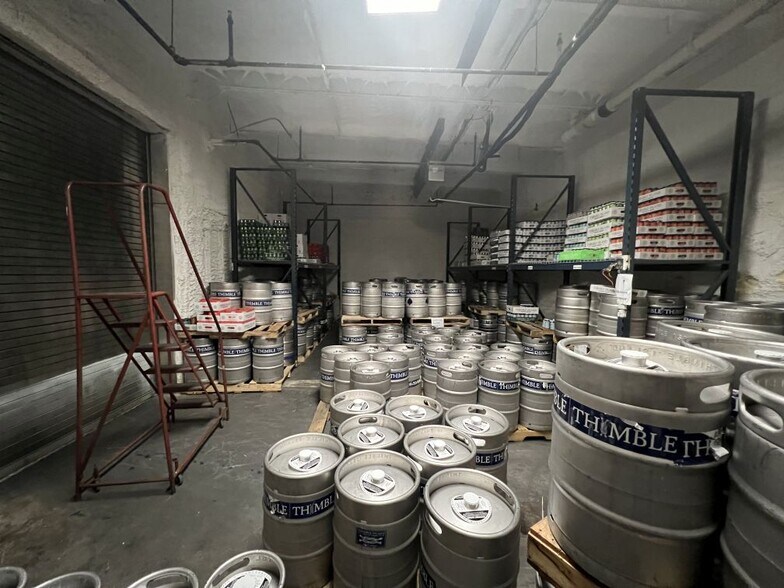 More Photos Of 16 Business Park Dr, Branford Warehouse For Sale