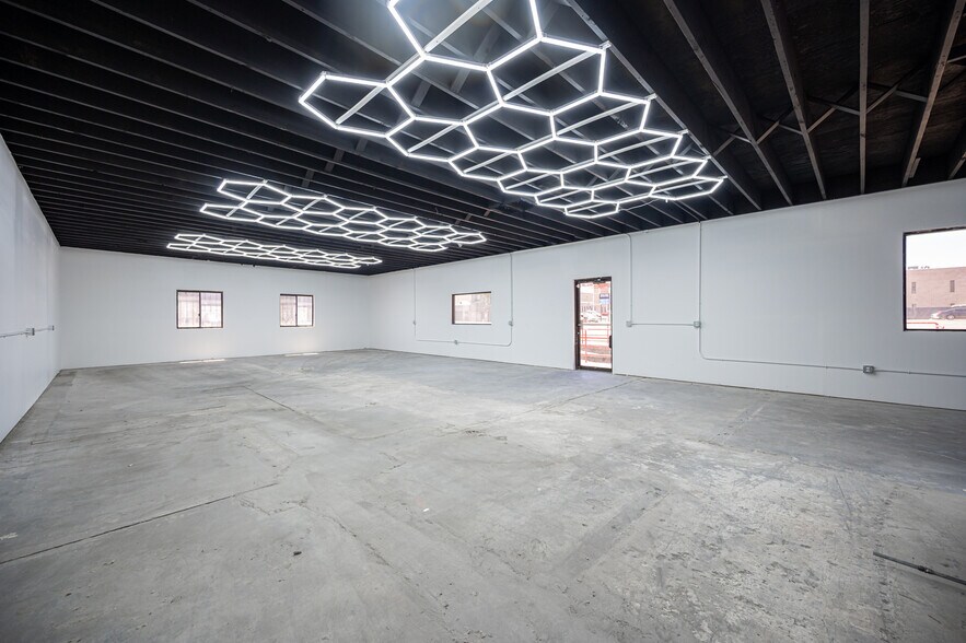 More Photos Of 2310-2315 Western Ave, Las Vegas Warehouse For Lease