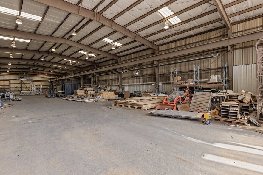 More Photos Of 1827 170th E Ave, Tulsa Industrial For Lease