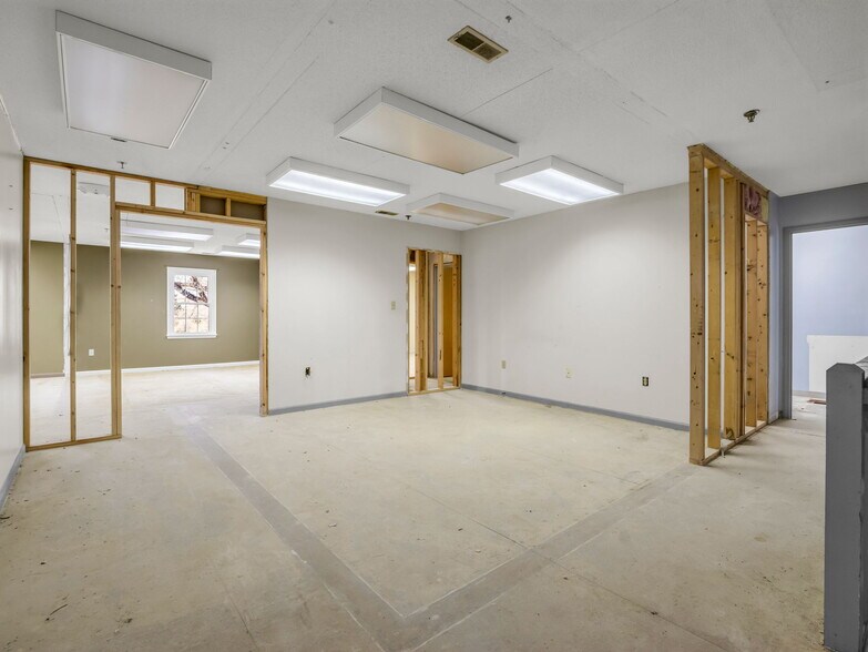 More Photos Of 192 Fashion Cir, Rutherfordton General Retail For Sale