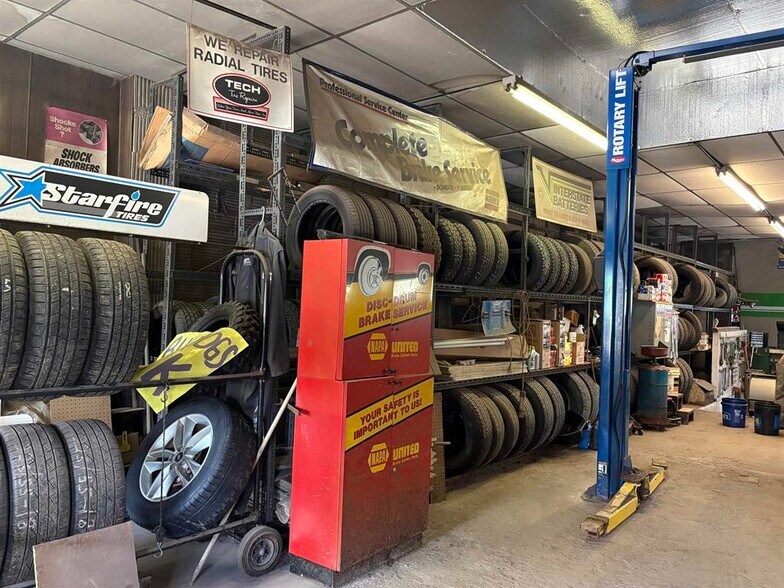 More Photos Of 79 State St, Heuvelton Auto Repair For Sale
