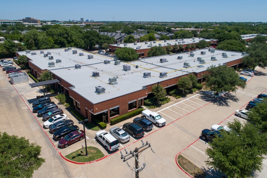 More Photos Of 1300 S Sherman St, Richardson Office For Sale