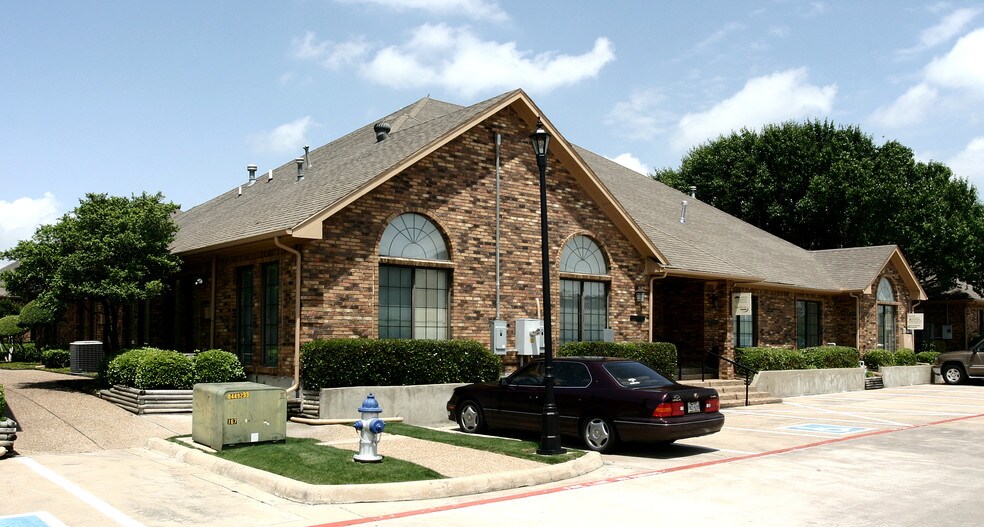 More Photos Of 2305 Coit Rd, Plano Unknown For Lease