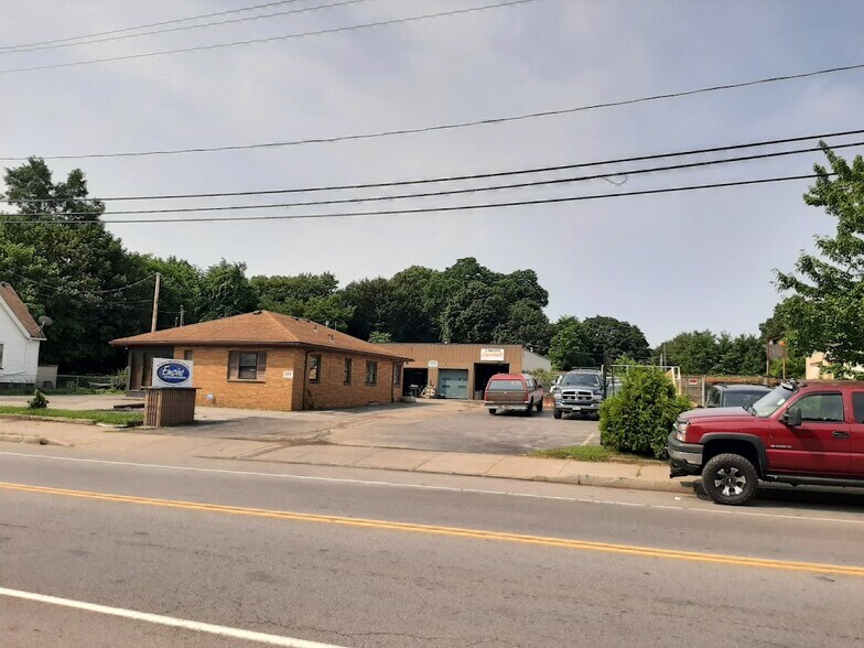 More Photos Of 249 Dewey Ave, Rochester Office Residential For Sale