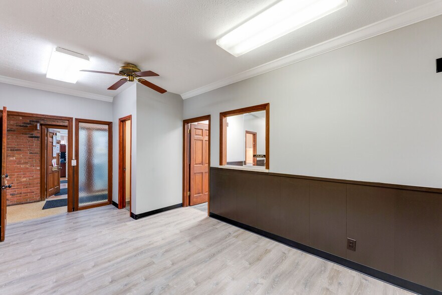 More Photos Of 6501 E Livingston Ave, Reynoldsburg Medical For Lease