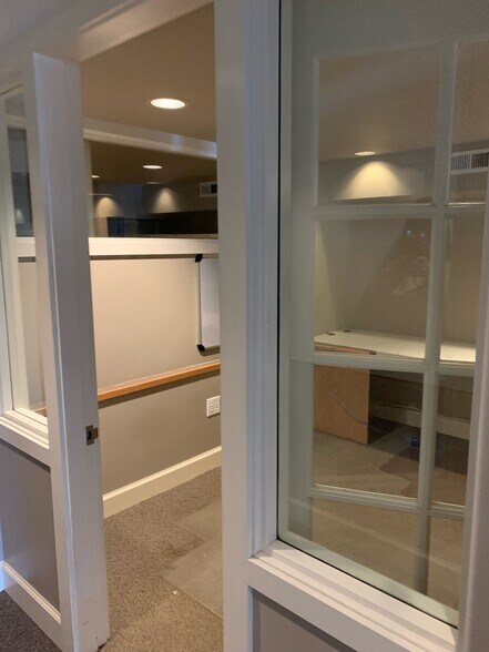 More Photos Of 4314 E Madison St, Seattle Office For Lease