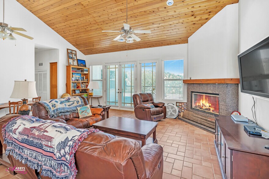 More Photos Of 14718 CA-155 Hwy, Glennville Land For Sale