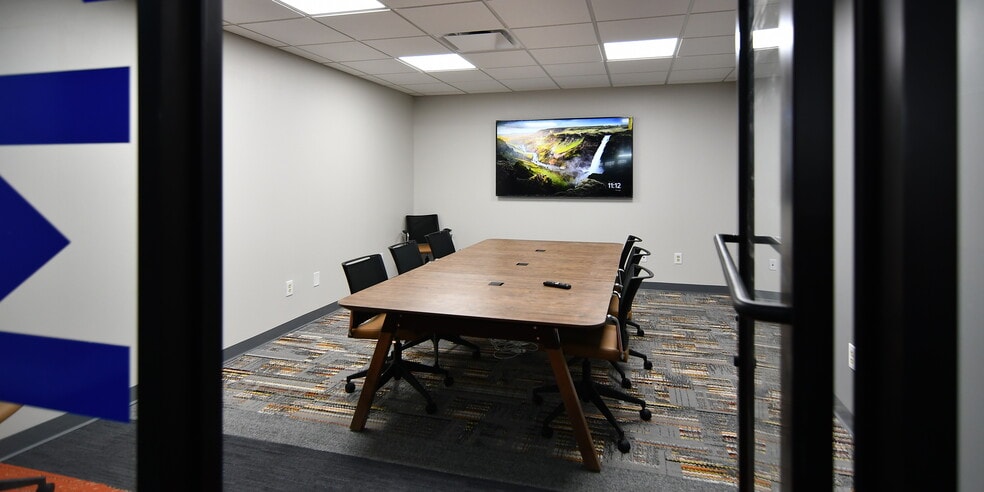 More Photos Of 21 Goodway Dr, Rochester Coworking Space