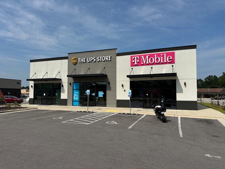 More Photos Of 422 US-70 Hwy, Havelock Freestanding For Lease