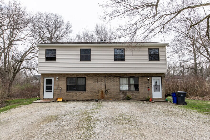 More Photos Of 3800 Grace Dr, Kent Multifamily For Sale
