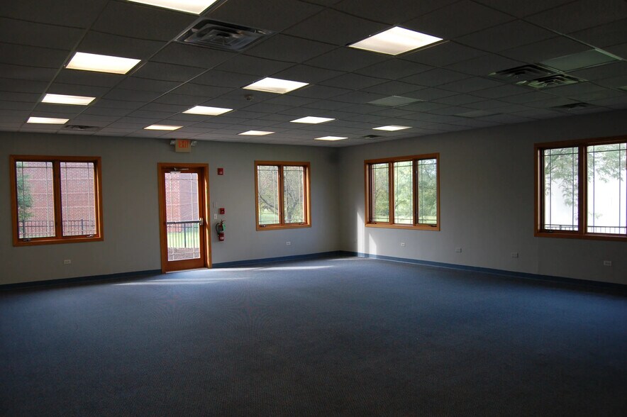 More Photos Of 3691 Darlene Ct, Aurora Office For Lease