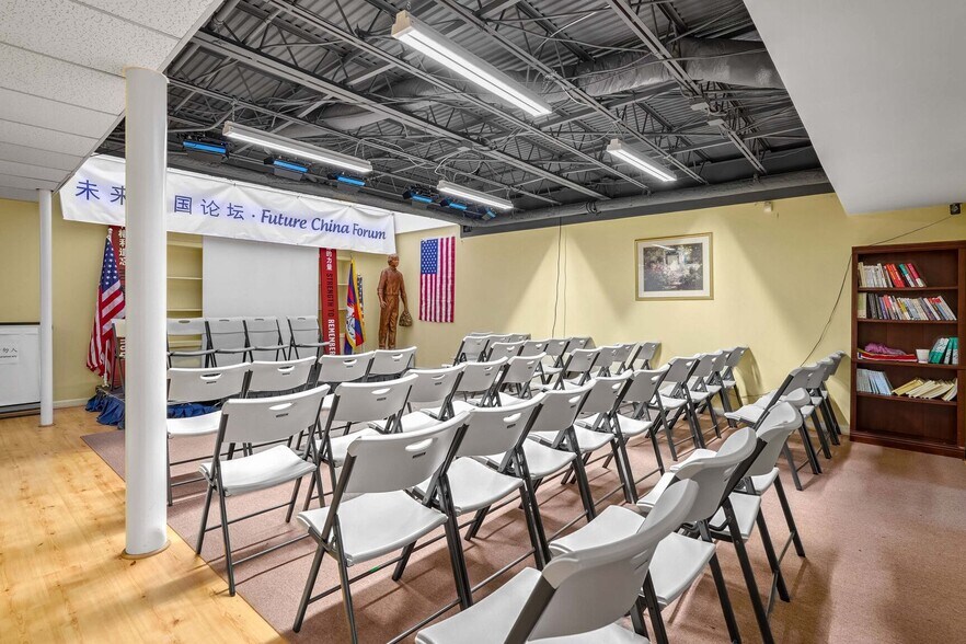 More Photos Of 1420 Prince St, Alexandria Office For Sale