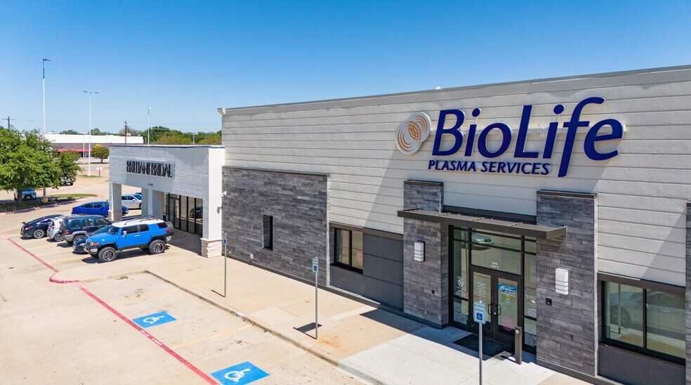 More Photos Of 6246 Rufe Snow Dr, Fort Worth Unknown For Lease